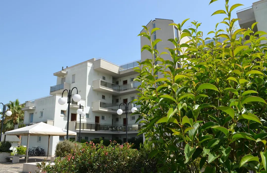 Residence Brezza di Mare-1
